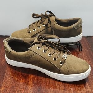 Liz Claiborne Warwick Fashion Sneakers Womens 8.5 Olive Green Faux Suede